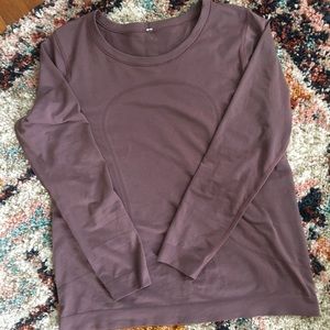 Lululemon Relaxed Fit Long Sleeve Swiftly Tech Top